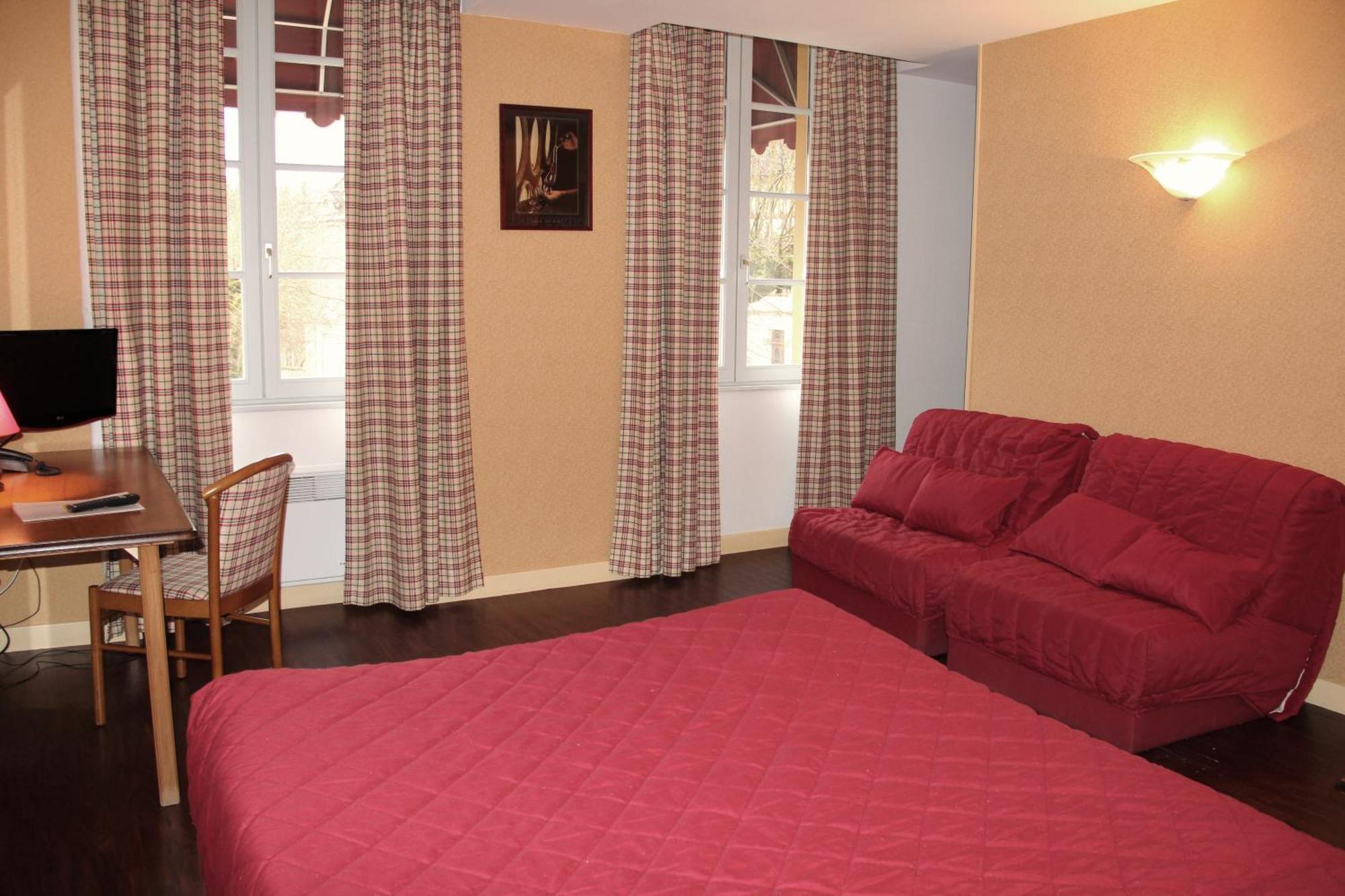 Logis Des Trois Maures Hotel Couches Eksteriør billede
