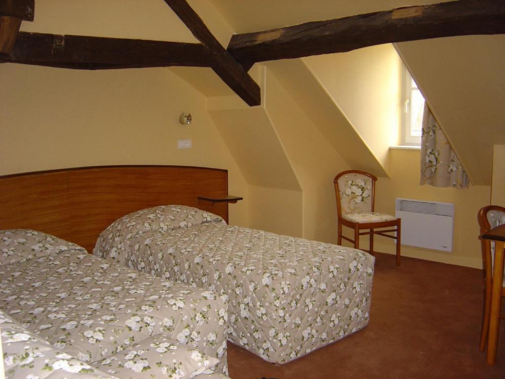 Logis Des Trois Maures Hotel Couches Værelse billede