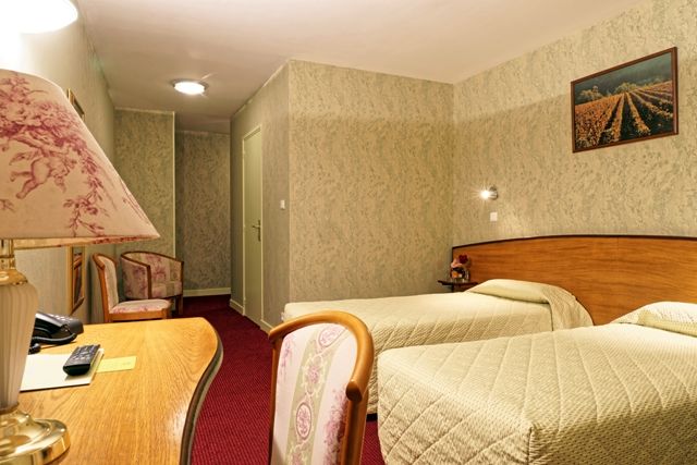 Logis Des Trois Maures Hotel Couches Eksteriør billede