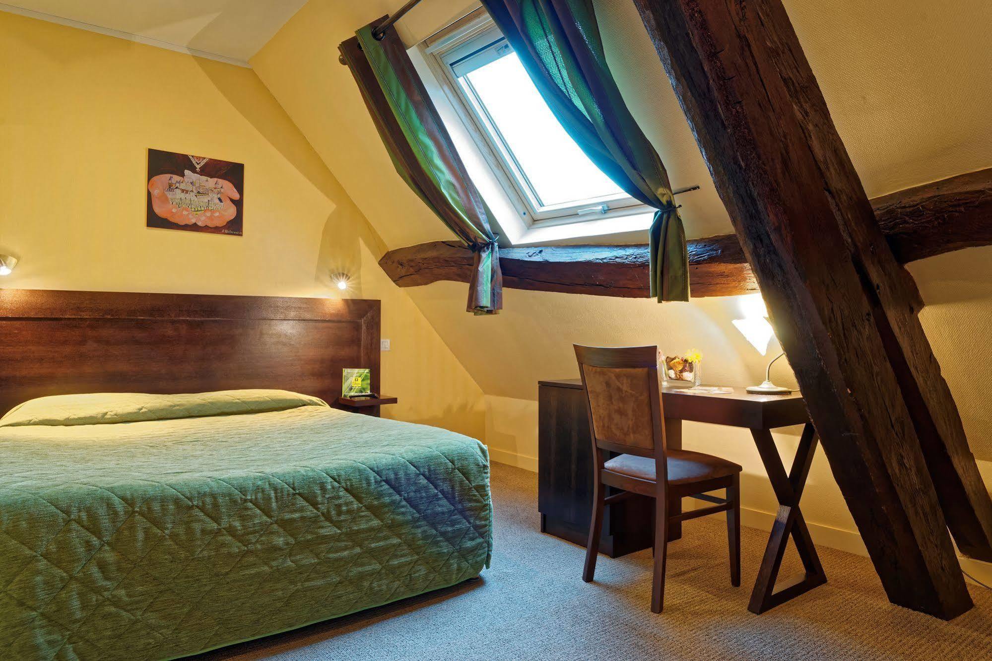 Logis Des Trois Maures Hotel Couches Eksteriør billede